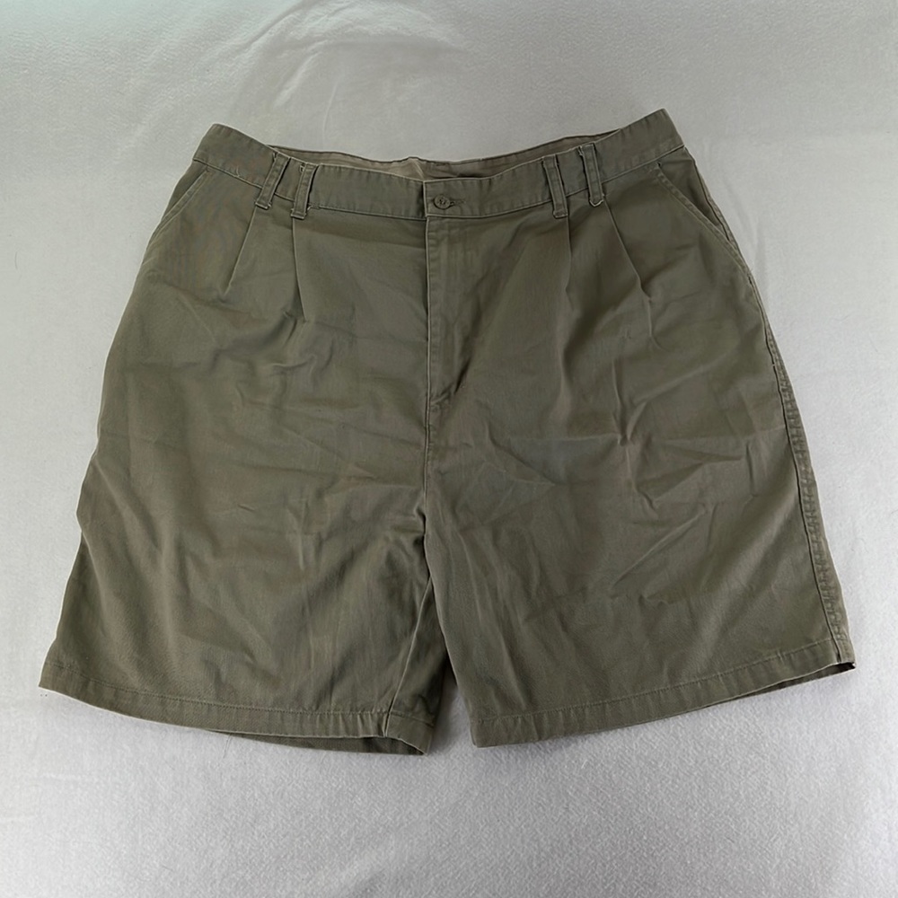 Brittania Shorts Tan Mens Size 40 100% Cotton